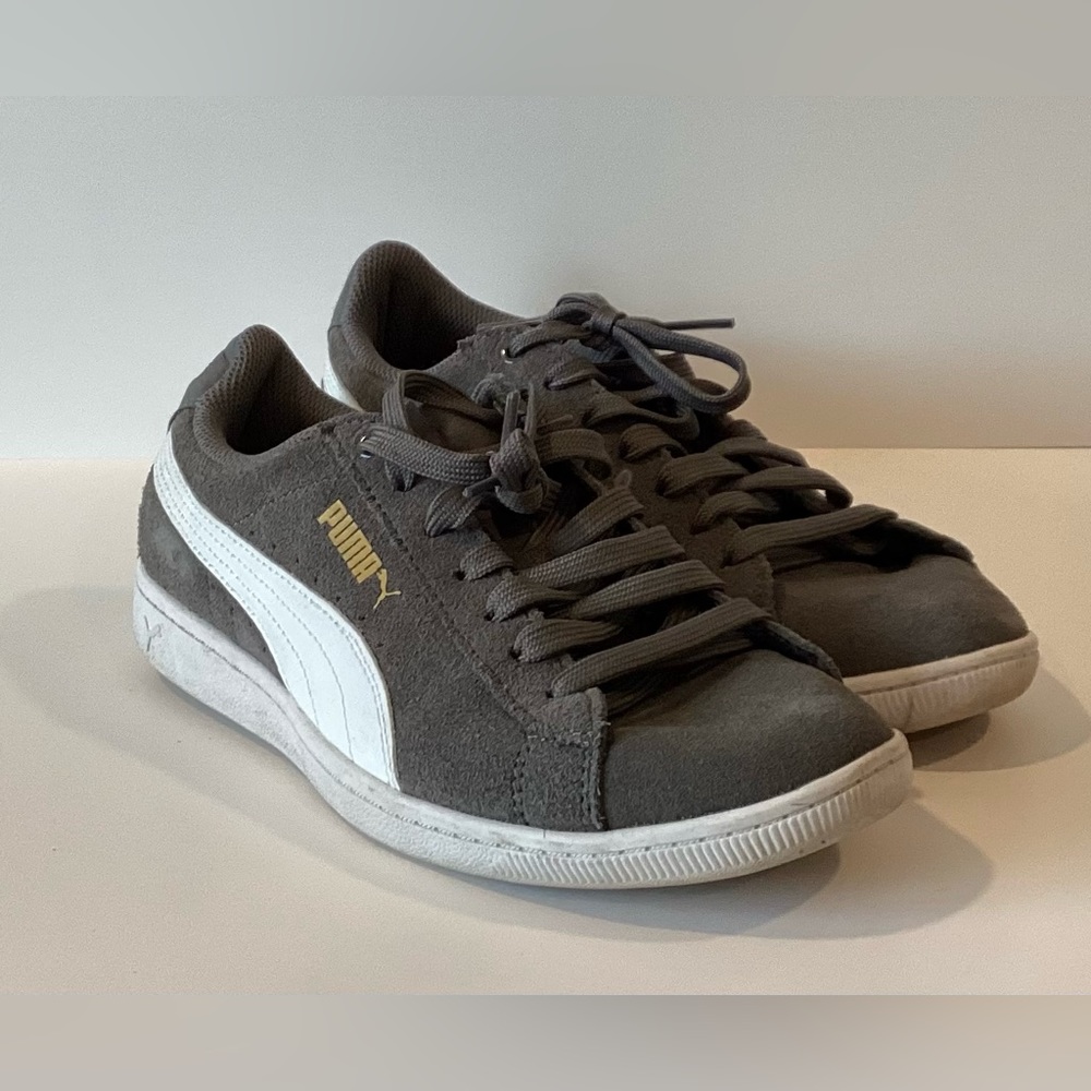 Puma Gray Suede Sneakers size 8